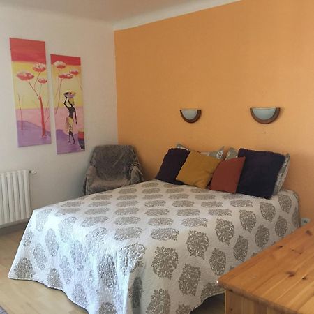 Location De Chambres, Sejour Pres Des Grands Buffets Narbonne Нарбонна Экстерьер фото
