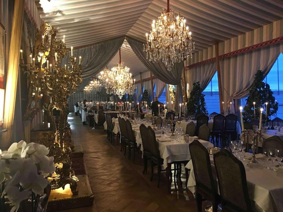 Location De Chambres, Sejour Pres Des Grands Buffets Narbonne Нарбонна Экстерьер фото