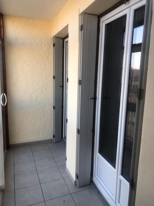 Location De Chambres, Sejour Pres Des Grands Buffets Narbonne Нарбонна Экстерьер фото